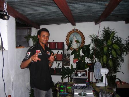 dj Louva